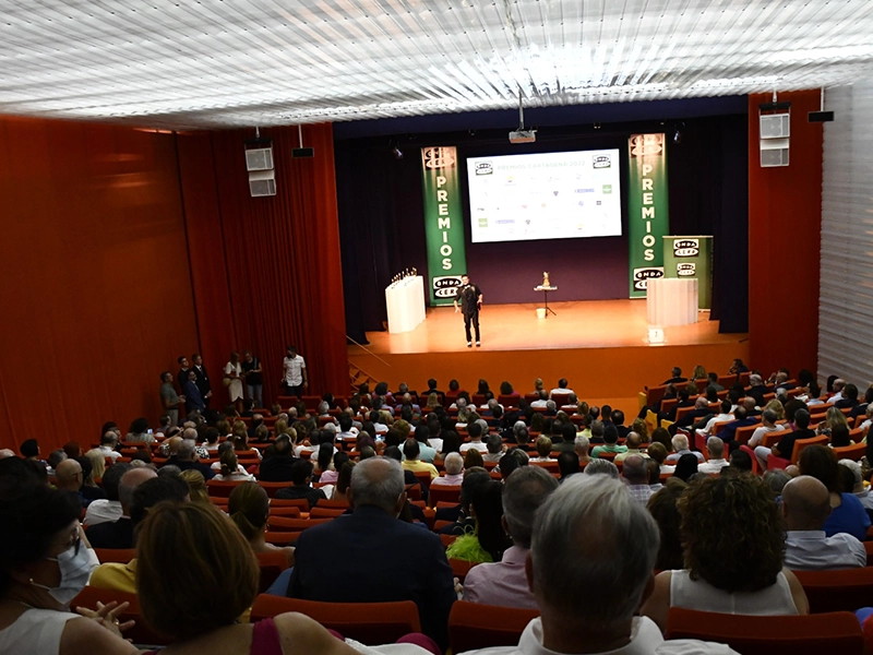 Ilusionista para presentación de productos y convenciones