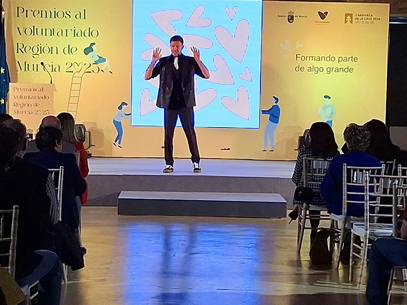 Espectáculo de magia elegante para cenas de empresa y aniversarios